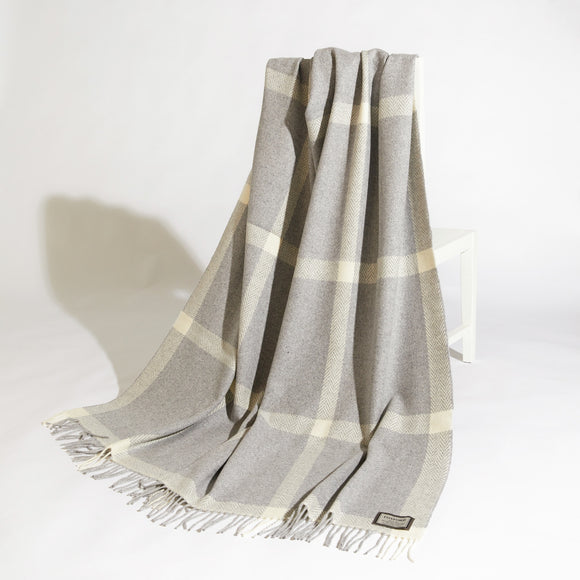 Dunes Cashmere/Wool Throw - White & Grey Windowpane